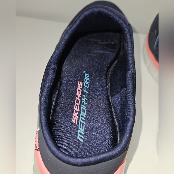 Skechers Synergy Women's  Sport Air  Streamer Slip-On Mule Sneakers,  Sz 8.5 - Picture 6 of 9